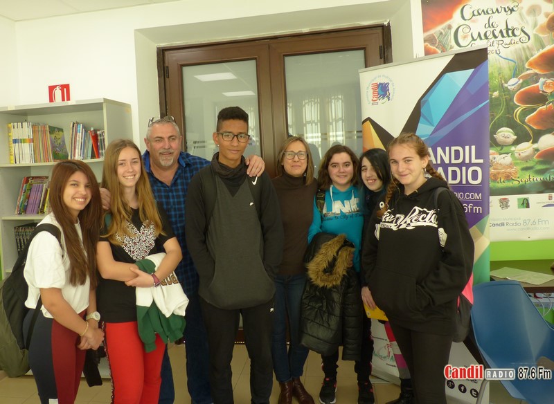 Foto_club_lectura_juvenil Club de lectura IES Carmen de Burgos