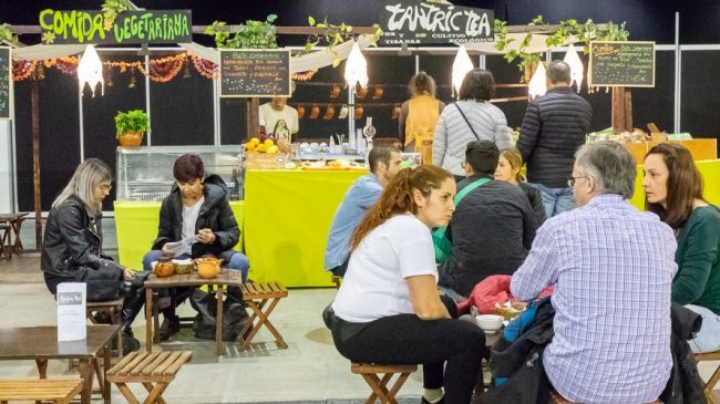 Puesto-comida-vegana-Natura-Málaga