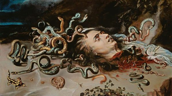 nos habla de la biografia de medusa