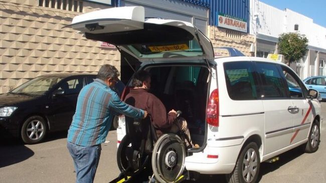 Taxi-adaptado 1323177926 94222082 667x375 Ayudas para Taxis Adaptados en Almería