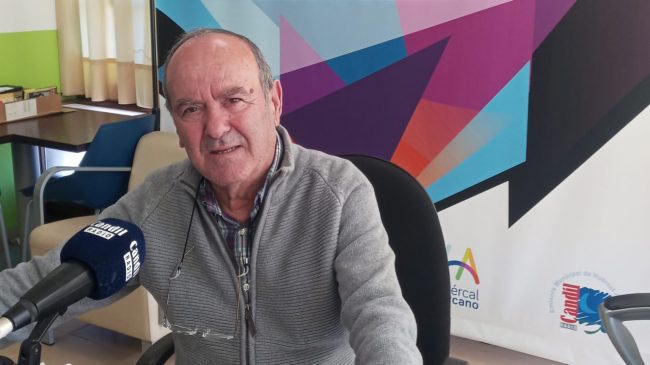 El primer Café con Paco Castillo