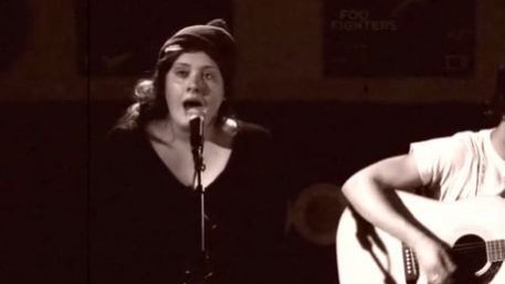 Adele con 18 años en Días de Radio