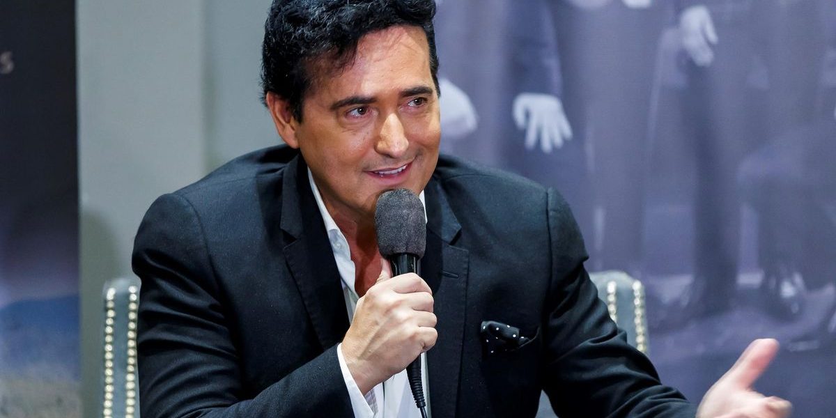 68c54f52-6ebb-48ad-9936-14a2916d434f 16-9-discover-aspect-ratio default 0 Tributo a Carlos Marín de Il Divo en DDR