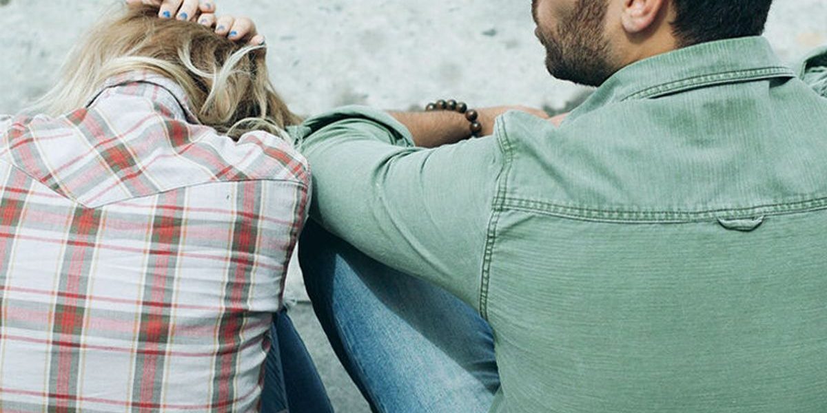 clipping 5yUB2X b5ff Acoso Intelectual