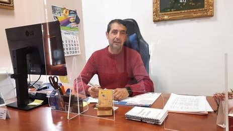 EMPLEO HUÉRCAL TALLERES.