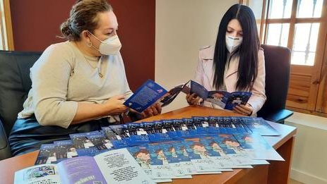 dia mujer y niña ciencia huércal