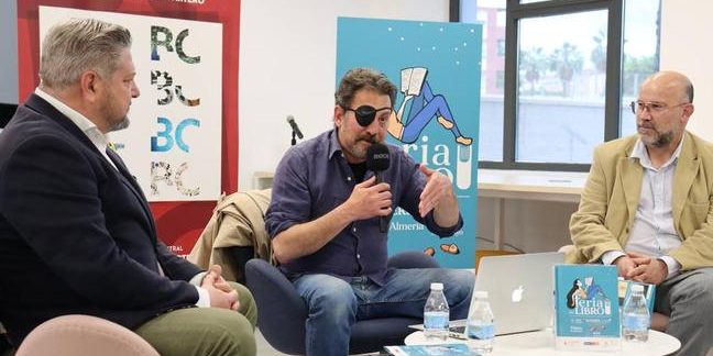 libros1-kTi–648×400@Ideal