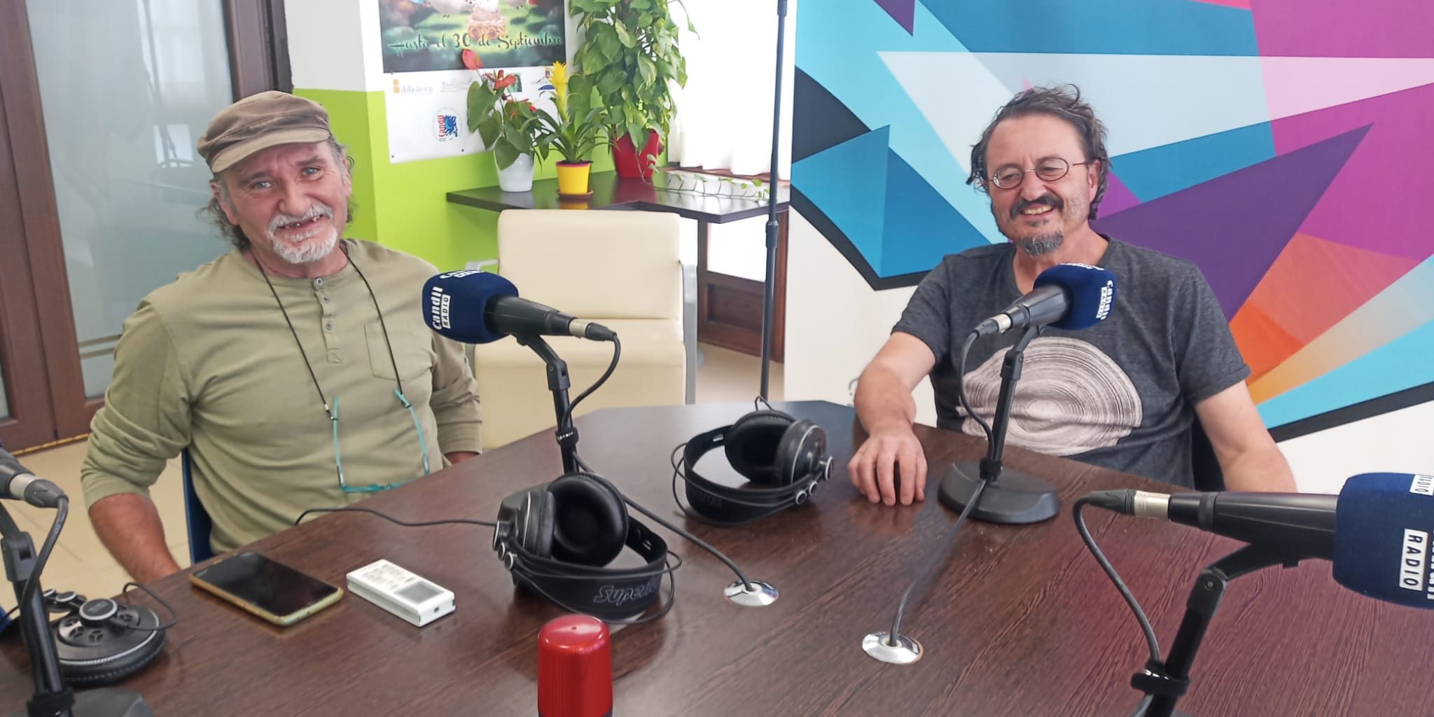 6ef7aa8a-a0dc-43ff-baeb-cf85104d248b