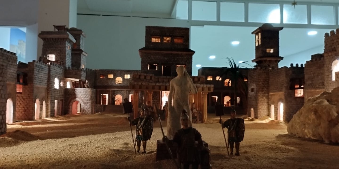 f64922f2-d2cf-4ad4-a85a-a57e938c81d0 (1)