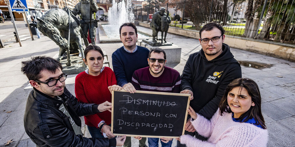 laborvalía, discapaciad, cambio de la constitución de la palabra disminuido y se pone discapacitado,