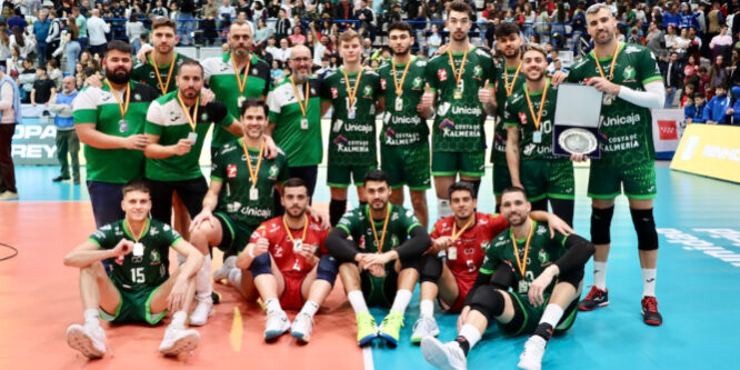 ahorradores-celebran-segundo-Copa-Rey 1876924607 204561407 667x375