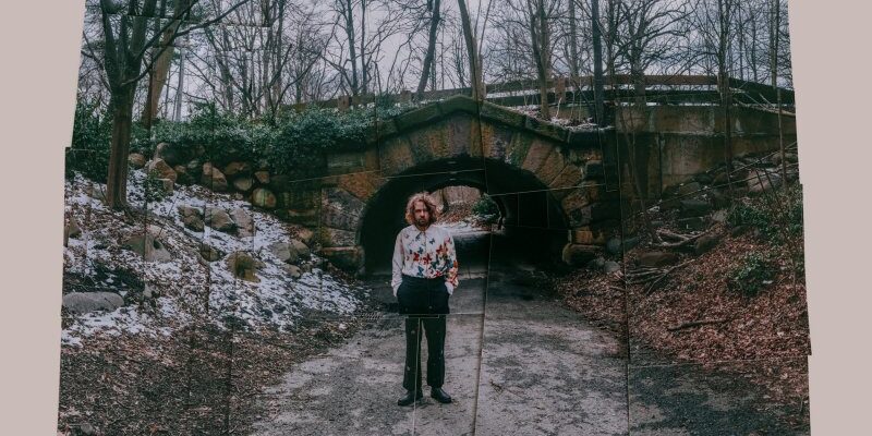 Imagen La Conga 09042024 Hoy arrancamos La Conga escuchando canciones de Beirut, Kevin Morby, Kings of Convenience, The National, Rufus Wainwright, Elliot Smith y Antony and the Johnsons. A continuación, en el Garaje Mod, sonarán temas de Mel Tormé, Tom Jones con Janis Joplin, Don Drummond, The Apemen, P.P. Arnold, Roland Alphonso, Jackie Wilson, Art Butler y The Dave Hamilton Set. Y, como siempre, intro de Ocean Colour Scene, y cierre de Mongo Santamaría. Escucha, disfruta y comparte!!