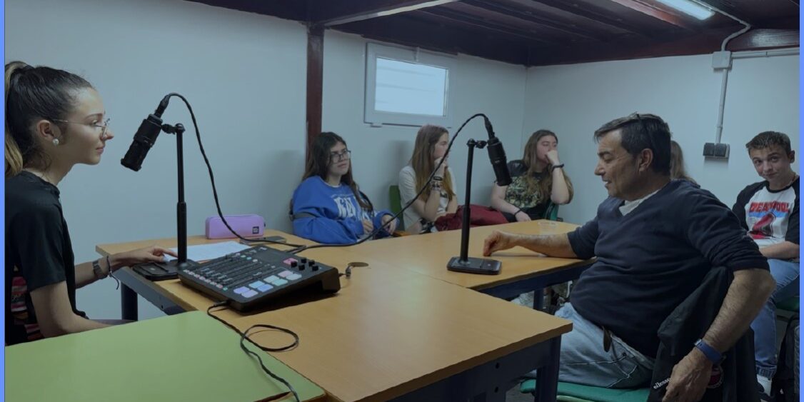 Julia Cirera entrevista a Joaquín Delgado, responsable del viaje de estudios