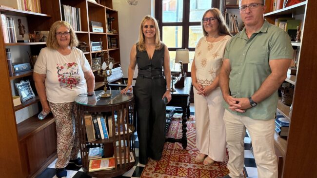 250815-maribel-garcia–emilia-alvarez–m.a.-lonardi-y-carlos-j.-lopez-marton–7-