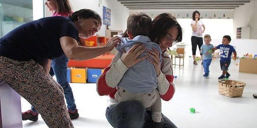 5ab1b092-8c4f-4ea9-9919-8bb6df10ea92 16-9-aspect-ratio default 0